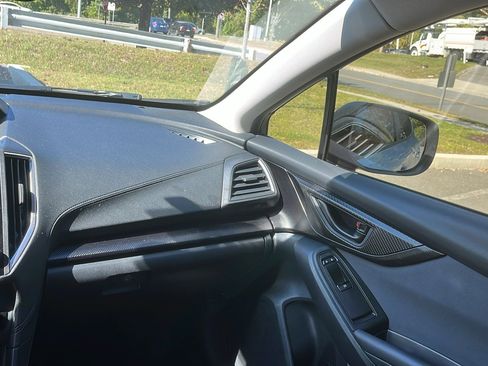 Used 2019 Subaru Crosstrek 2.0i Premium w/ Eyesight System image 24