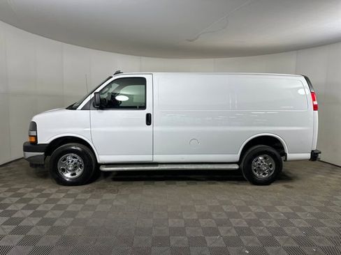 Used 2024 Chevrolet Express 2500 image 6
