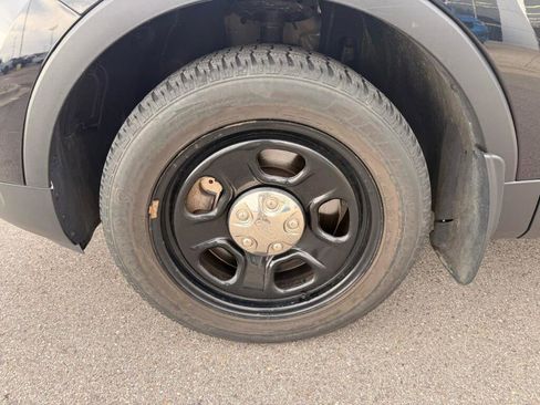 Used 2017 Ford Explorer 4WD Police Interceptor image 9