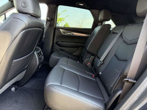 Certified 2022 Cadillac XT5 Luxury AWD/4WD image 16