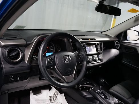 Used 2016 Toyota RAV4 LE image 11