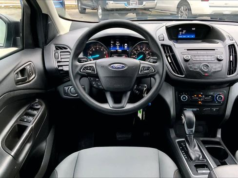 Used 2018 Ford Escape S image 6