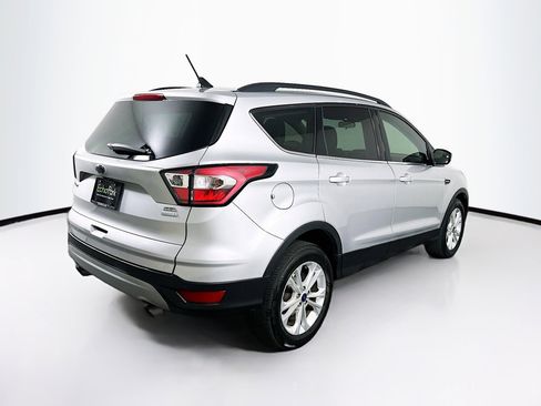 Used 2018 Ford Escape SEL image 9