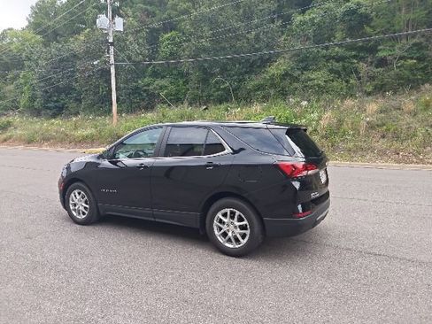 Used 2023 Chevrolet Equinox LT FWD image 4