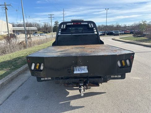 Used 2021 RAM 3500 Tradesman w/ Chrome Appearance Group image 6