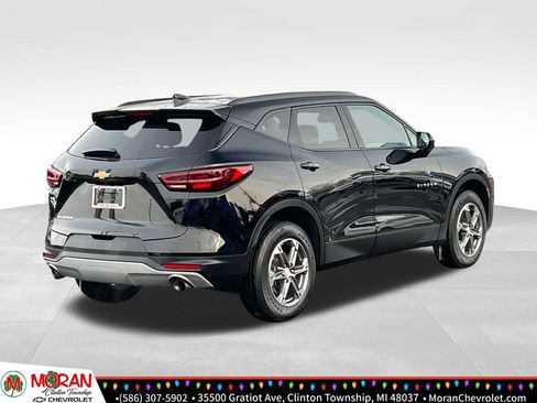 Certified 2023 Chevrolet Blazer LT w/ Convenience Package image 5