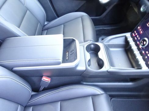New 2027 GMC Terrain Elevation AWD/4WD image 17