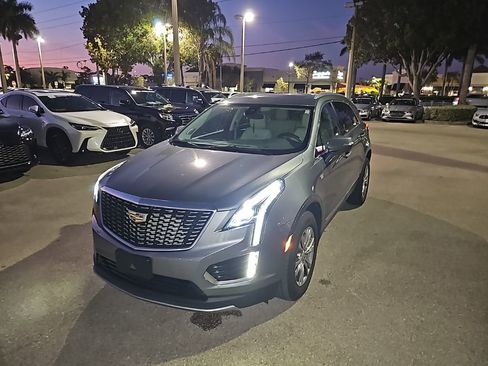 Used 2020 Cadillac XT5 Premium Luxury image 13