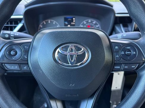 Certified 2025 Toyota Corolla LE FWD image 20