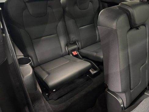 Certified 2023 Volvo XC90 B6 Plus w/ Protection Package Premier AWD/4WD image 18