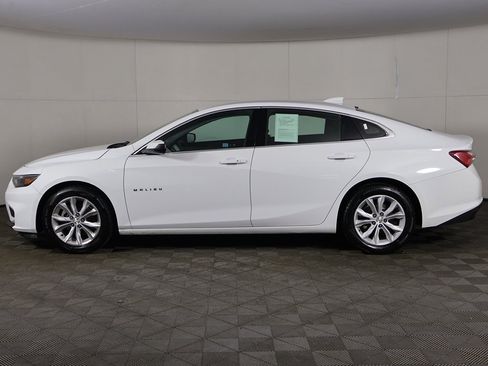 Used 2022 Chevrolet Malibu LT image 14