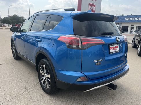 Used 2016 Toyota RAV4 XLE image 10