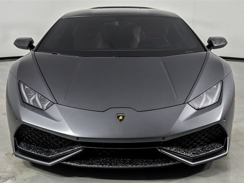 Used 2016 Lamborghini Huracan LP 610-4 AWD/4WD image 5