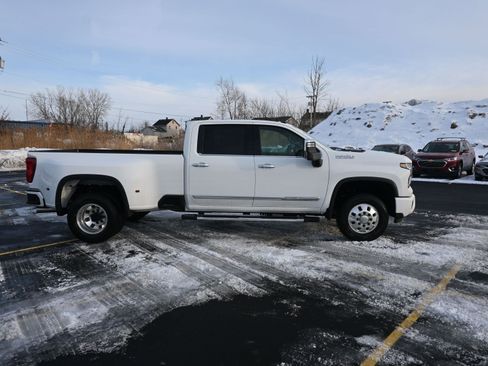 New 2026 Chevrolet Silverado 3500 High Country w/ High Country Premium Package image 9