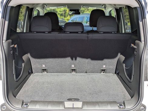 Used 2017 Jeep Renegade Latitude image 13