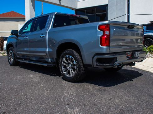 Used 2024 Chevrolet Silverado 1500 High Country w/ Technology Package AWD/4WD image 4