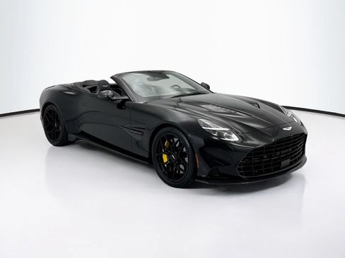 New 2026 Aston Martin Vanquish Convertible RWD image 3