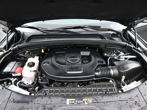 Used 2023 Jeep Grand Cherokee Overland w/ Luxury Tech Group IV image 45