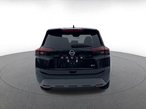 Used 2023 Nissan Rogue SV image 15