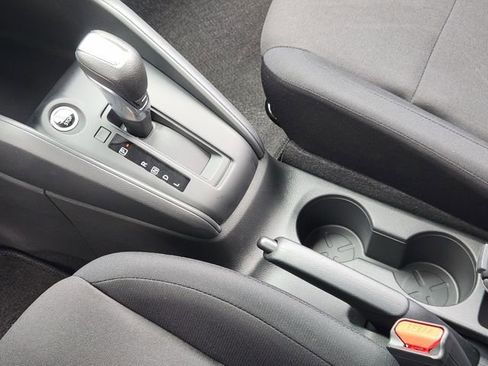 New 2025 Nissan Kicks Play S image 16