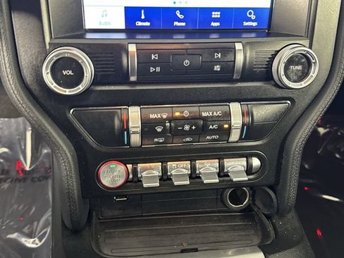 Used 2019 Ford Mustang GT w/ Equipment Group 301A RWD image 8