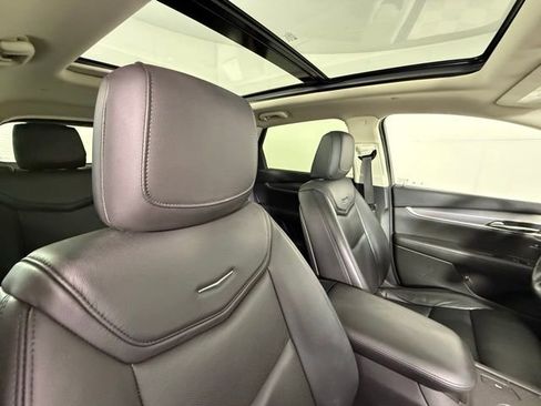 Used 2019 Cadillac XT5 Luxury FWD image 31