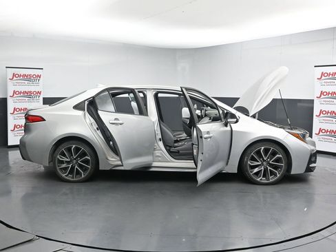 Used 2021 Toyota Corolla SE FWD image 27