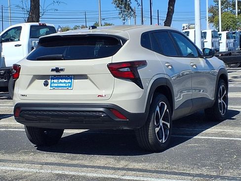 New 2026 Chevrolet Trax RS w/ Driver Confidence Package image 4