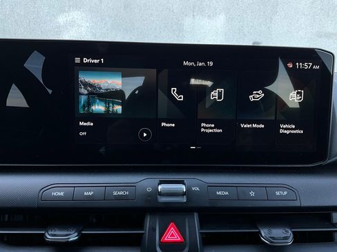 Used 2025 Kia K4 LXS image 29