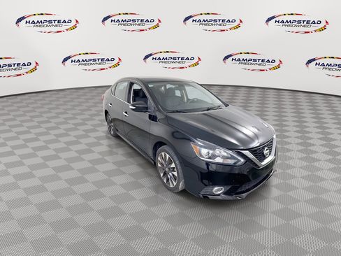 Used 2017 Nissan Sentra SR FWD image 2