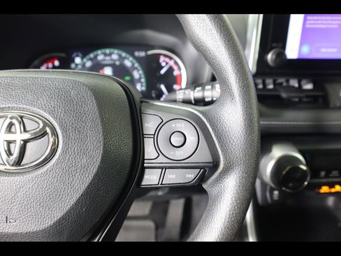 Used 2023 Toyota RAV4 XLE AWD/4WD image 26