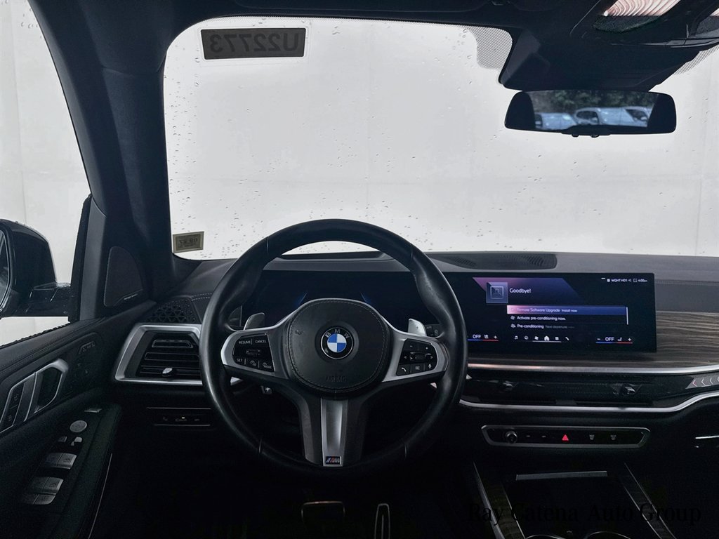 Used 2024 BMW X7 xDrive40i w/ M Sport Package AWD/4WD image 24