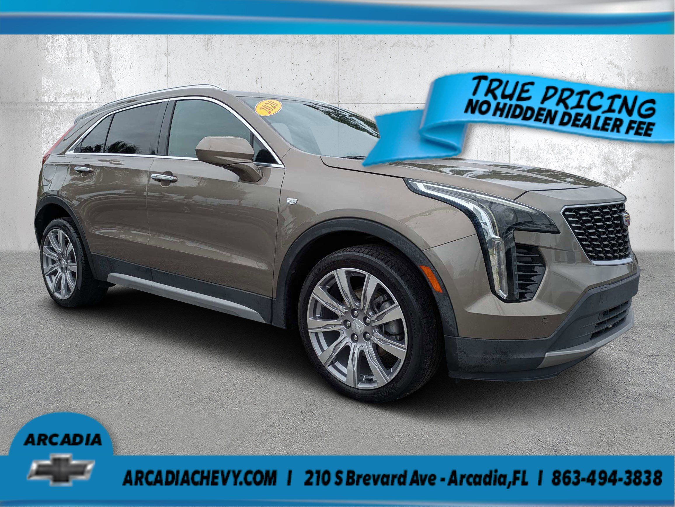 Used 2020 Cadillac XT4 Premium Luxury w/ Driver Assist Package FWD image 1