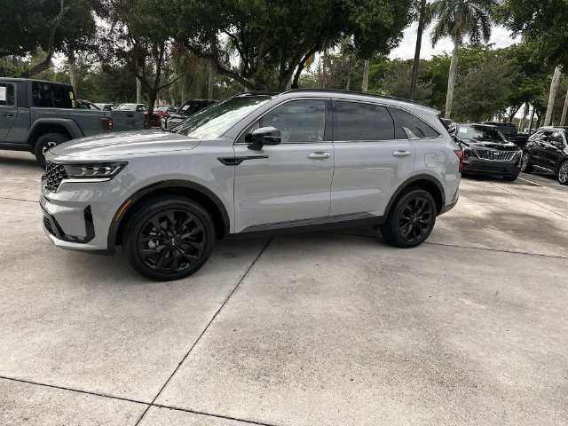 Used 2023 Kia Sorento SX AWD/4WD image 31