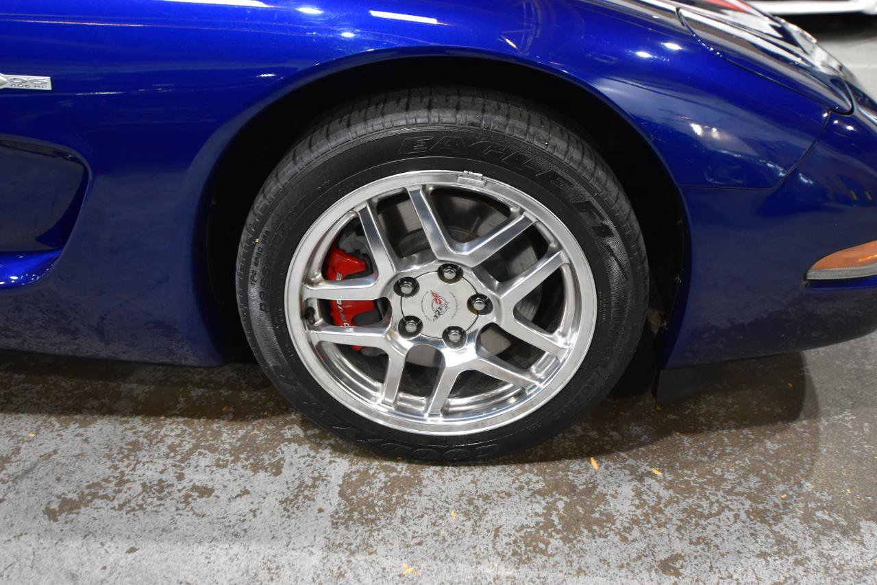 Used 2004 Chevrolet Corvette Z06 w/ Z06 Preferred Equipment Group RWD image 42