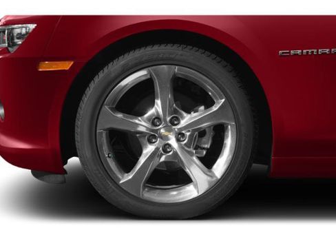 Used 2015 Chevrolet Camaro LT RWD image 14