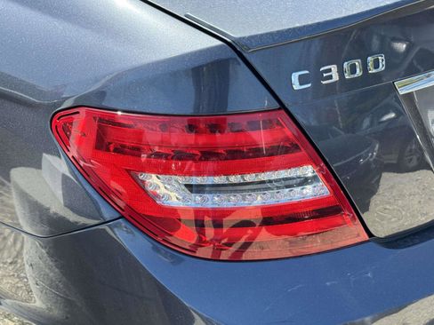 Used 2013 Mercedes-Benz C 300 4MATIC Sedan image 7