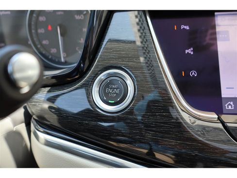Used 2020 Cadillac XT6 Premium Luxury FWD image 40