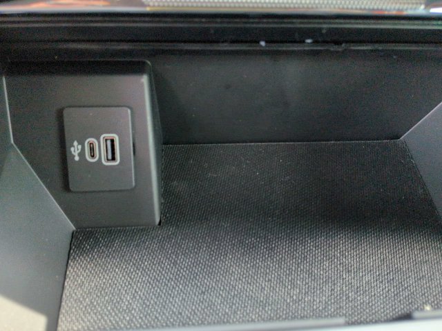 Used 2026 Ford F150 Lariat w/ Equipment Group 501A Mid AWD/4WD image 29