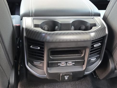 New 2026 RAM 1500 Big Horn AWD/4WD image 11