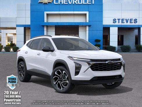 New 2026 Chevrolet Trax RS w/ Driver Confidence Package image 7