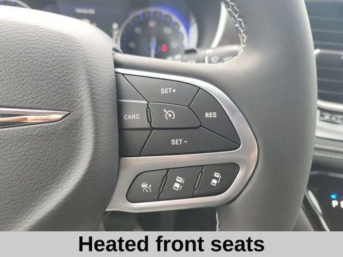 New 2026 Chrysler Pacifica Select image 11