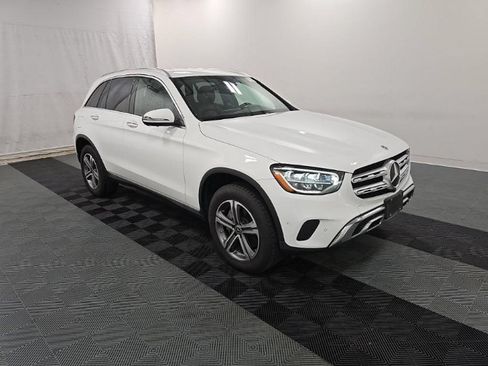 Used 2022 Mercedes-Benz GLC 300 4MATIC w/ Multimedia Package Lite image 3