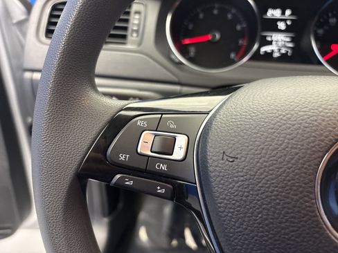 Used 2016 Volkswagen Jetta S FWD image 14