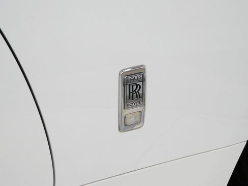 Used 2016 Rolls-Royce Wraith image 51
