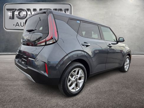 Used 2024 Kia Soul LX w/ Option Group 015 image 5