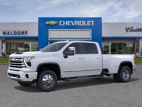 New 2026 Chevrolet Silverado 3500 High Country w/ High Country Premium Package AWD/4WD image 2