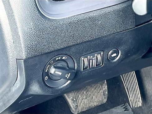 Used 2023 Dodge Charger SXT w/ Blacktop Package image 10