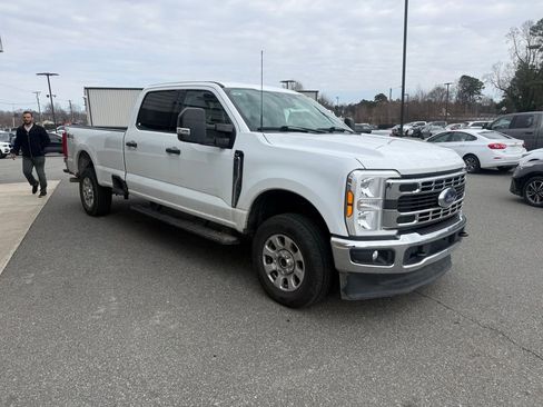 Used 2024 Ford F250 XLT image 9