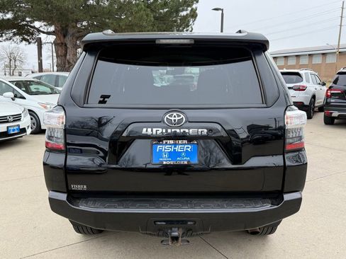 Used 2020 Toyota 4Runner SR5 image 5